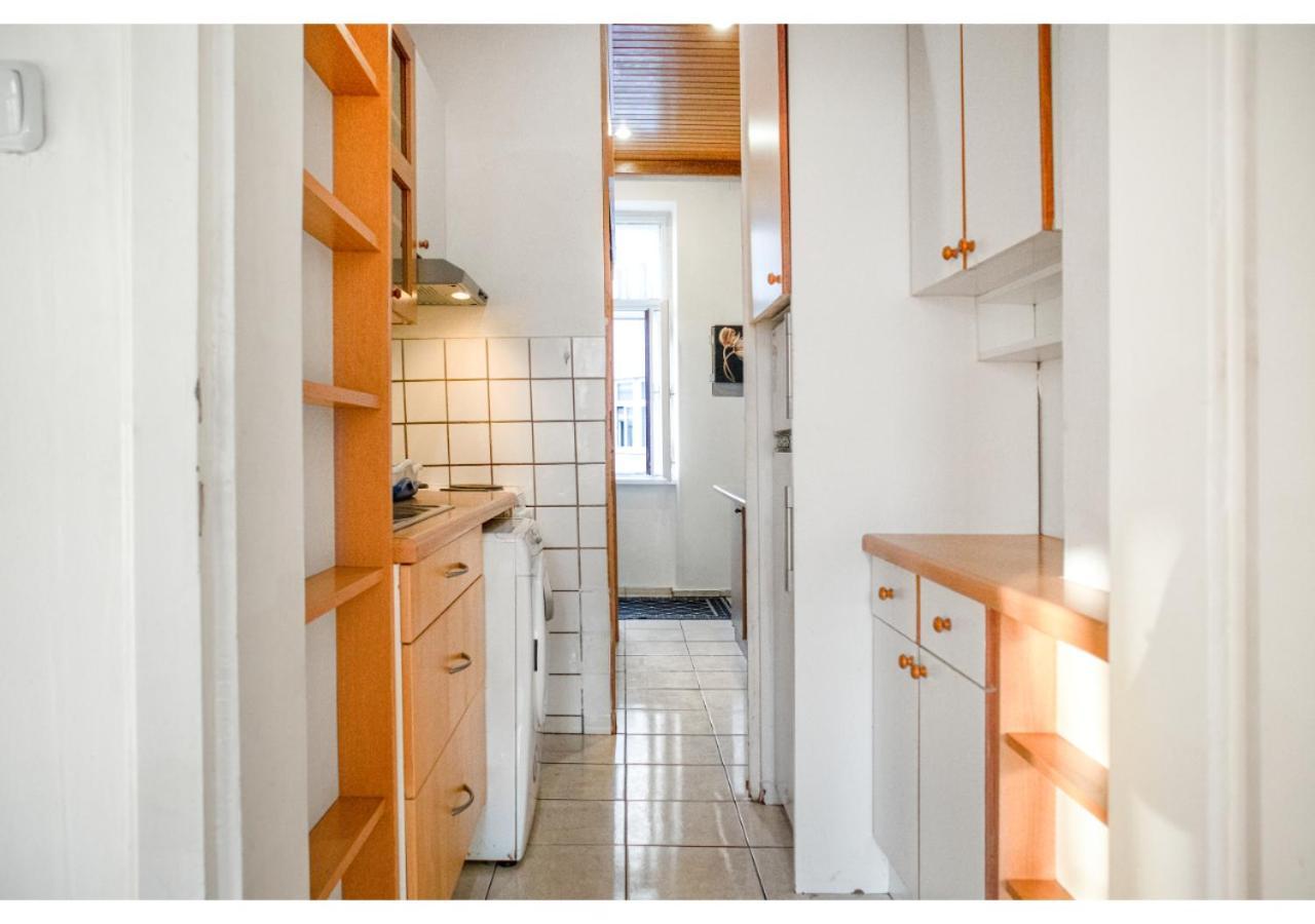 Welcoming 2Br Apt. Near Danube & Millenium Tower فيينا المظهر الخارجي الصورة